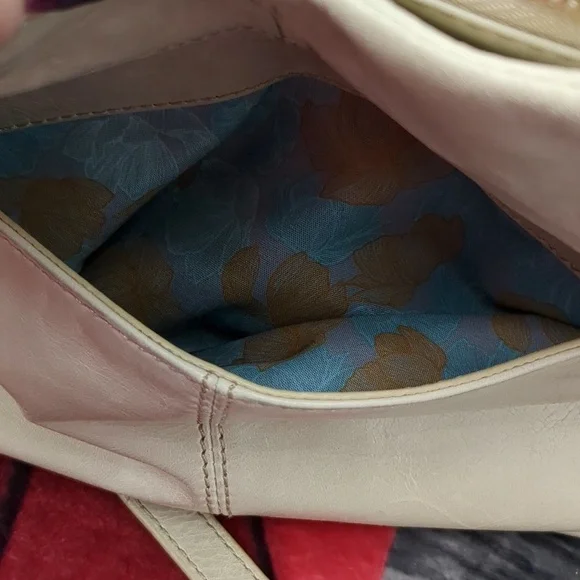 Hobo cream handbag - Picture 14 of 16